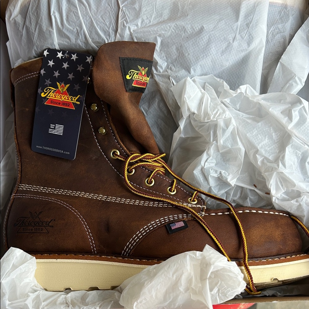 Thorogood Men's Tobacco Brown Leather Boots NEW never worn